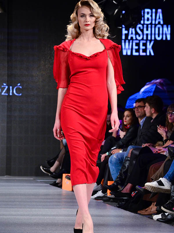 danijela bozic with models on belarus fashion week